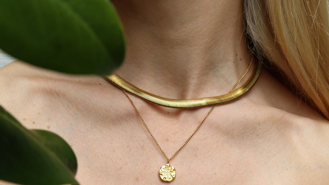 How to Layer Necklaces: A Beginner's Guide