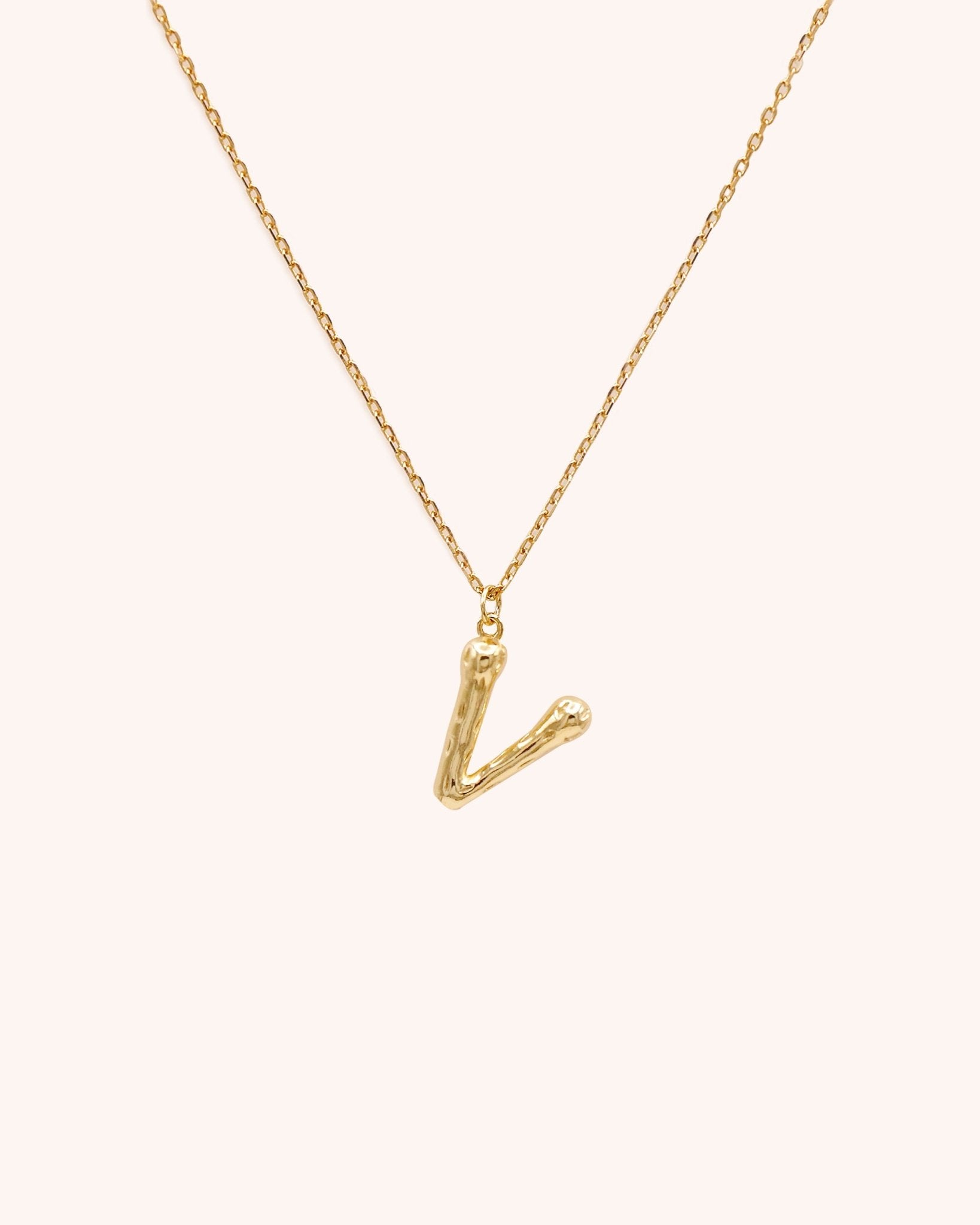 Bamboo Initial Necklace - Letter V - Oia Boutique Sustainable Gold Jewellery - Recycled18k Gold Plated
