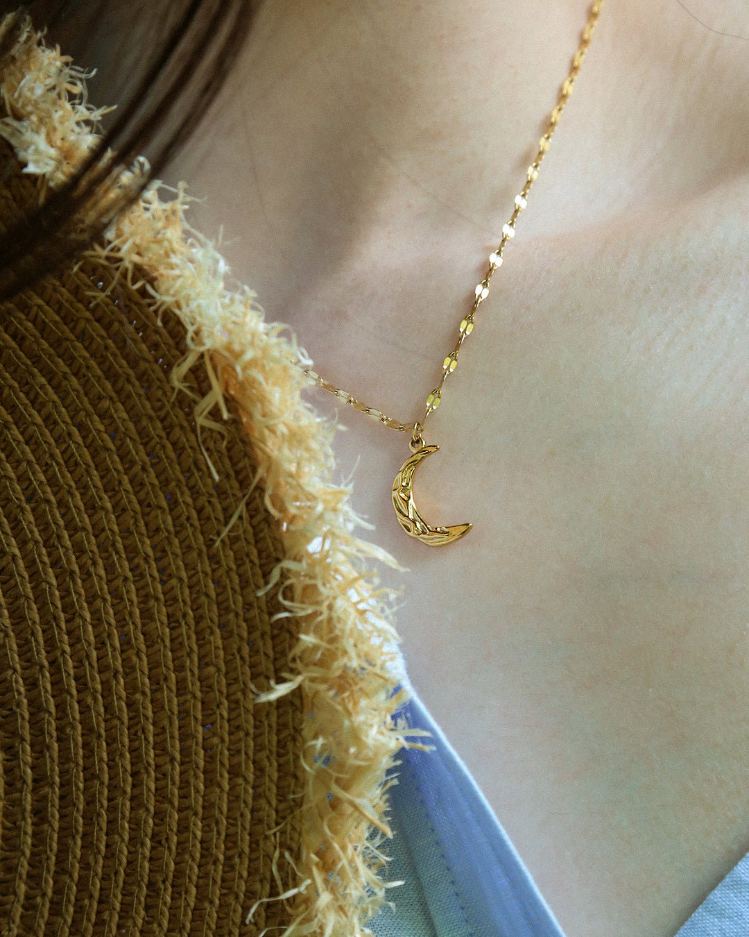 Crescent Pendant Necklace - Oia Boutique