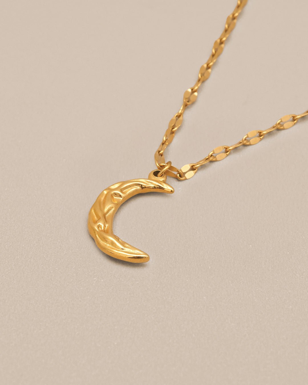 Crescent Pendant Necklace - Oia Boutique