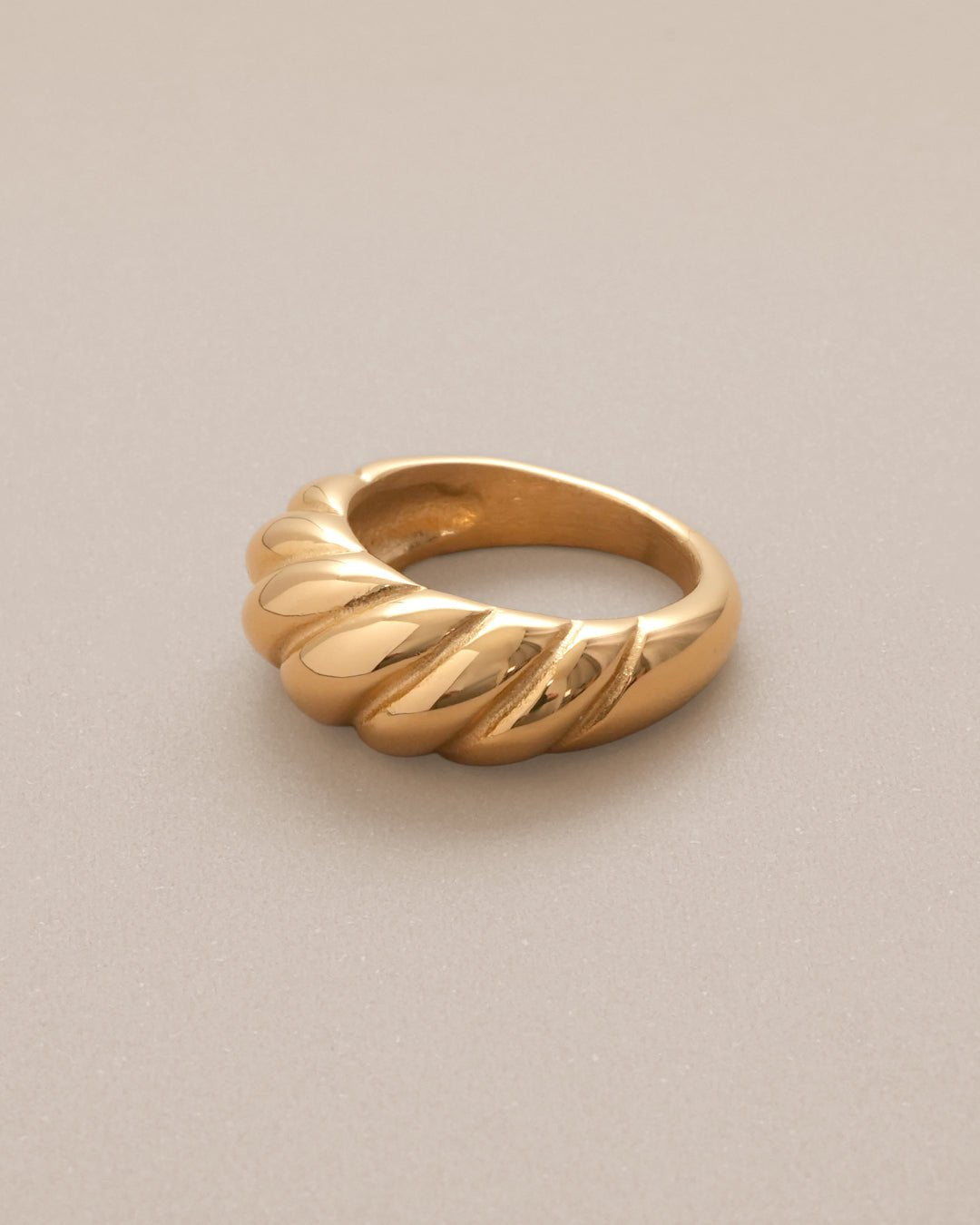 Croissant Ring - Oia Boutique
