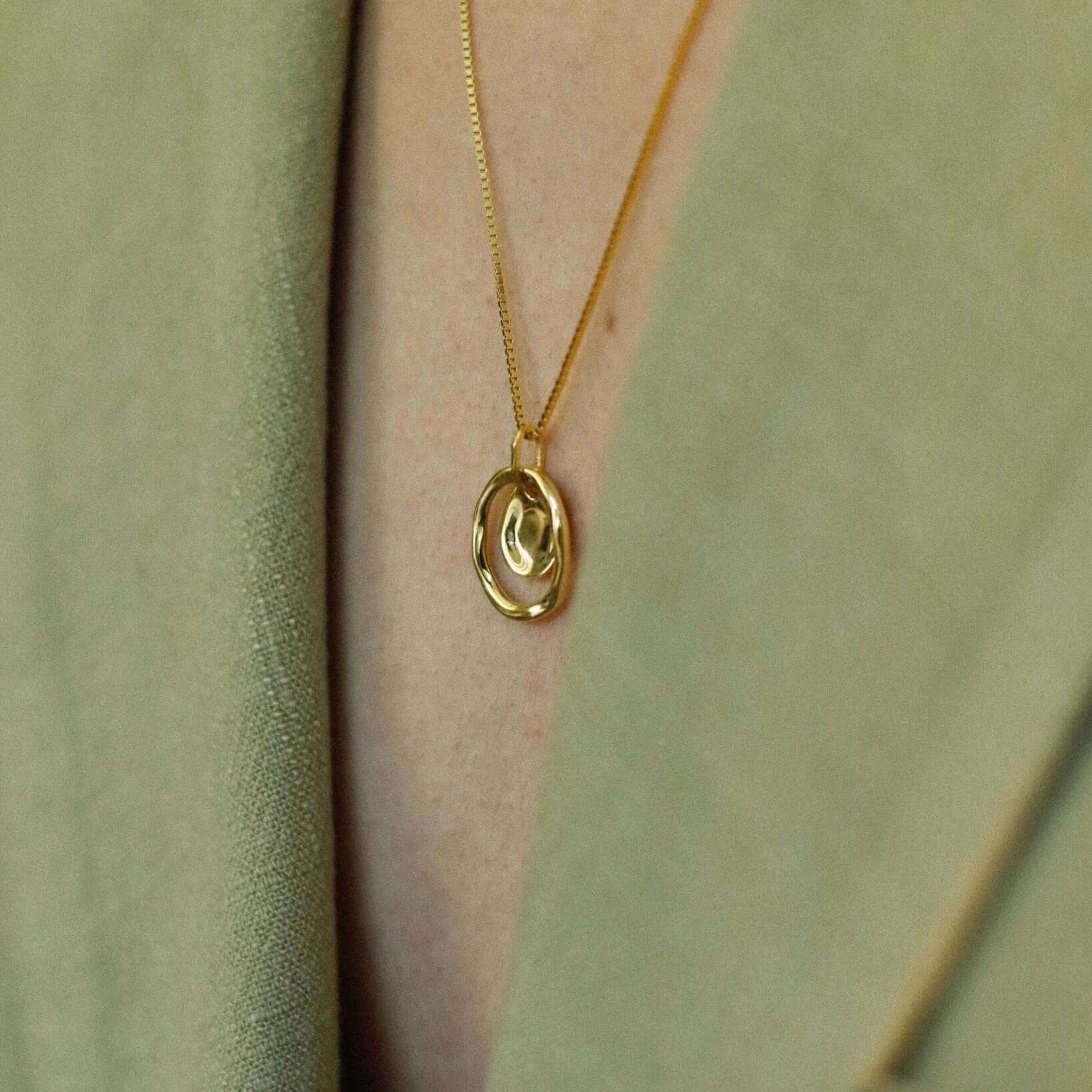 Double Circle Necklace - Oia Boutique Sustainable Gold Jewellery - Recycled18k Gold Plated