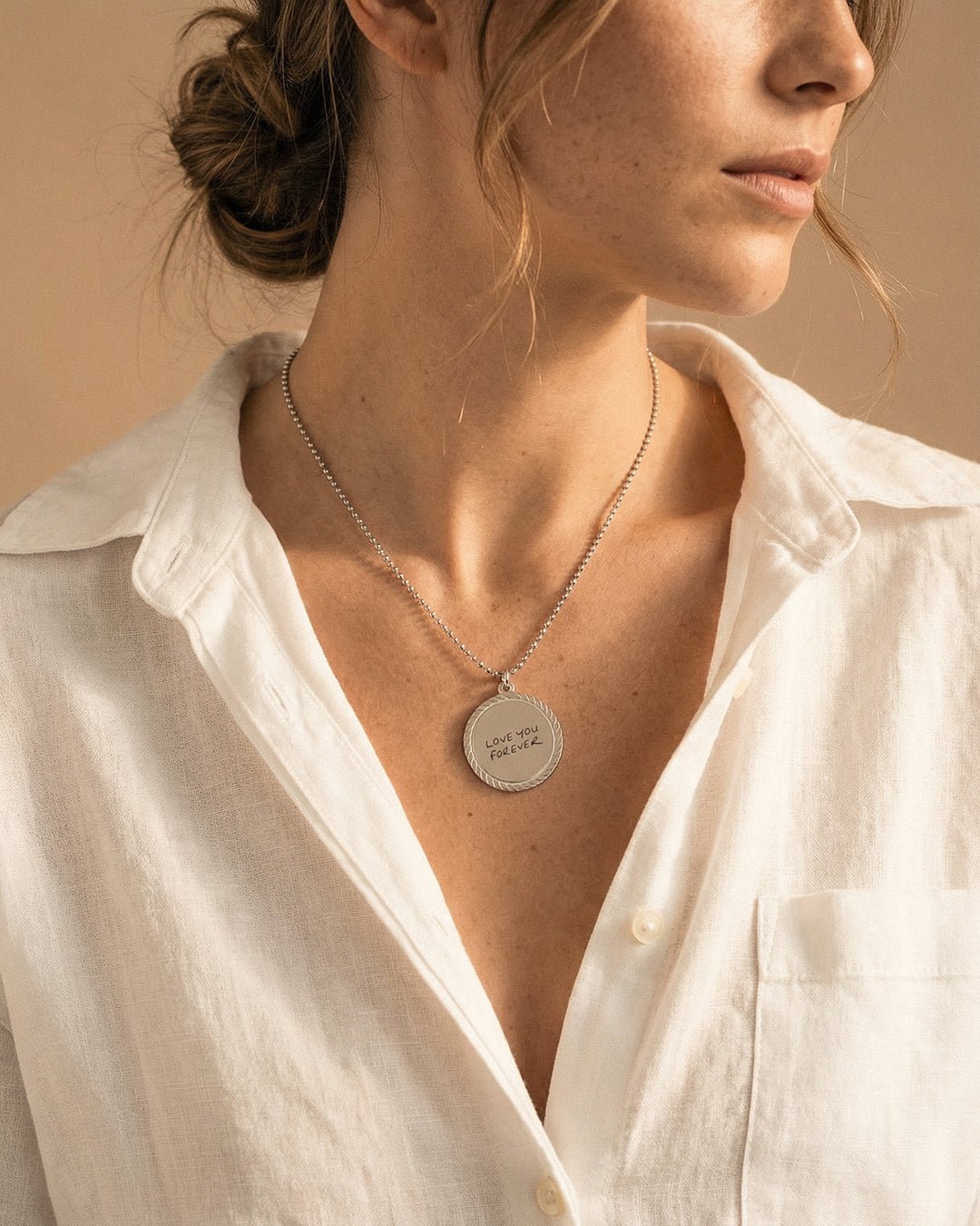 Engravable Round Silver Pendant Necklace - Oia Boutique