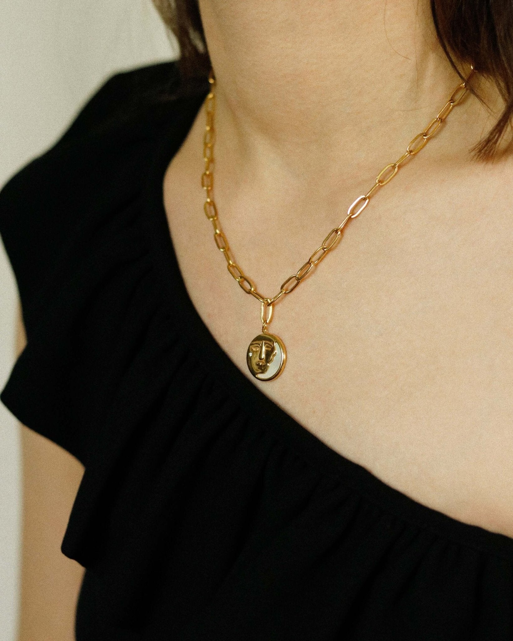 Half Face Moon Necklace| Stainless Steel - Oia Boutique
