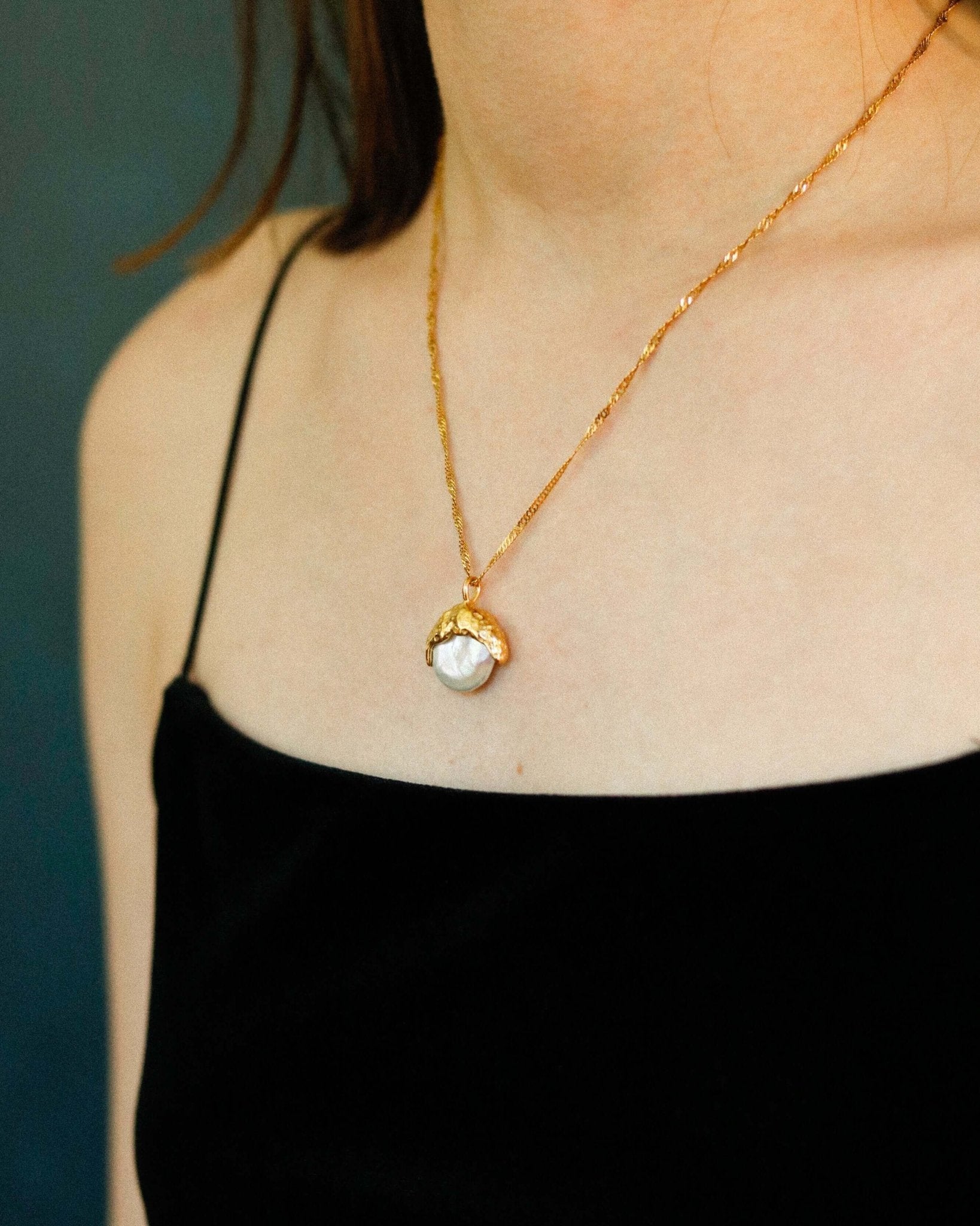 Half Moon & Freshwater Pearl Necklace | Stainless Steel - Oia Boutique
