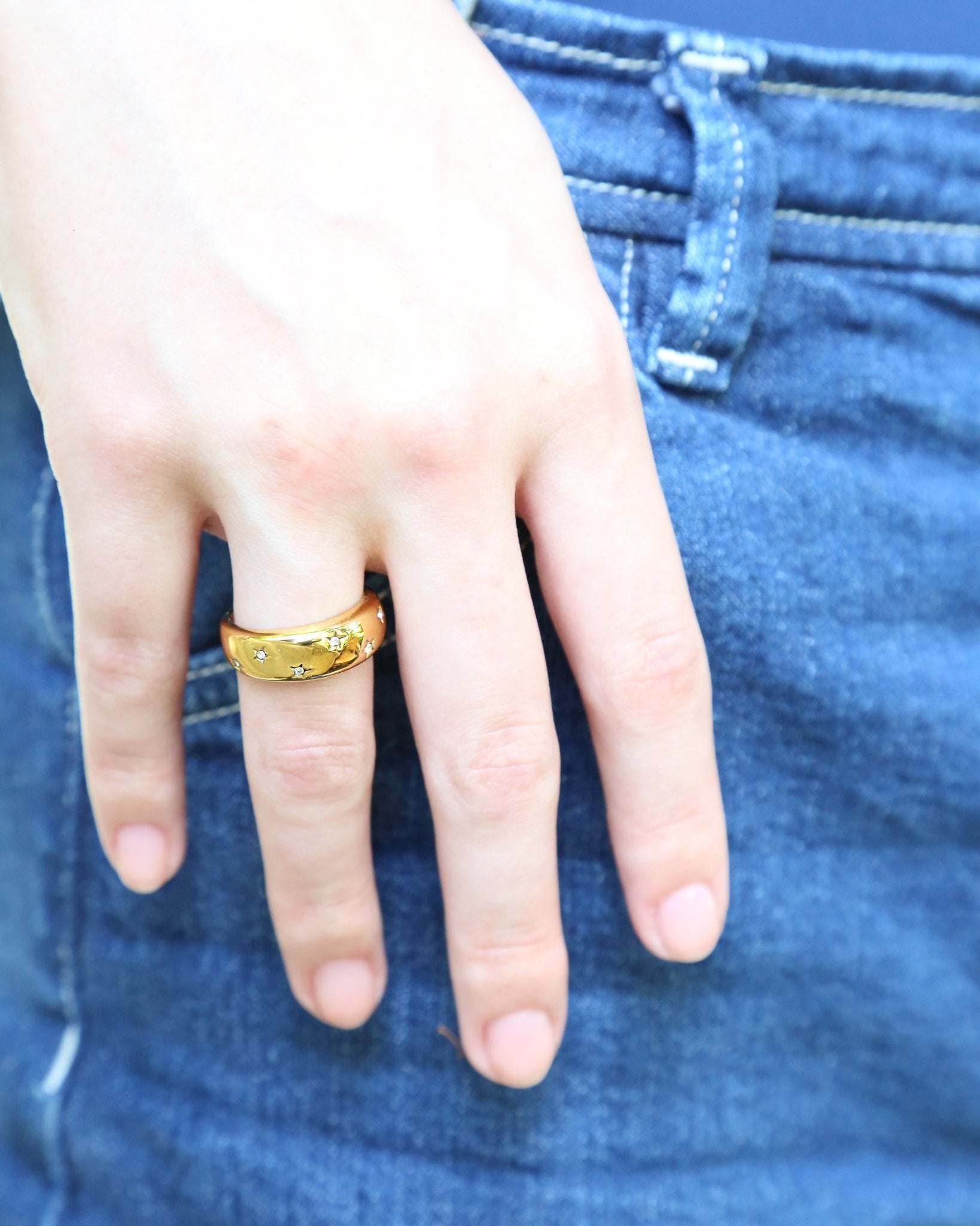 Hera Star Crystal Ring - Oia Boutique
