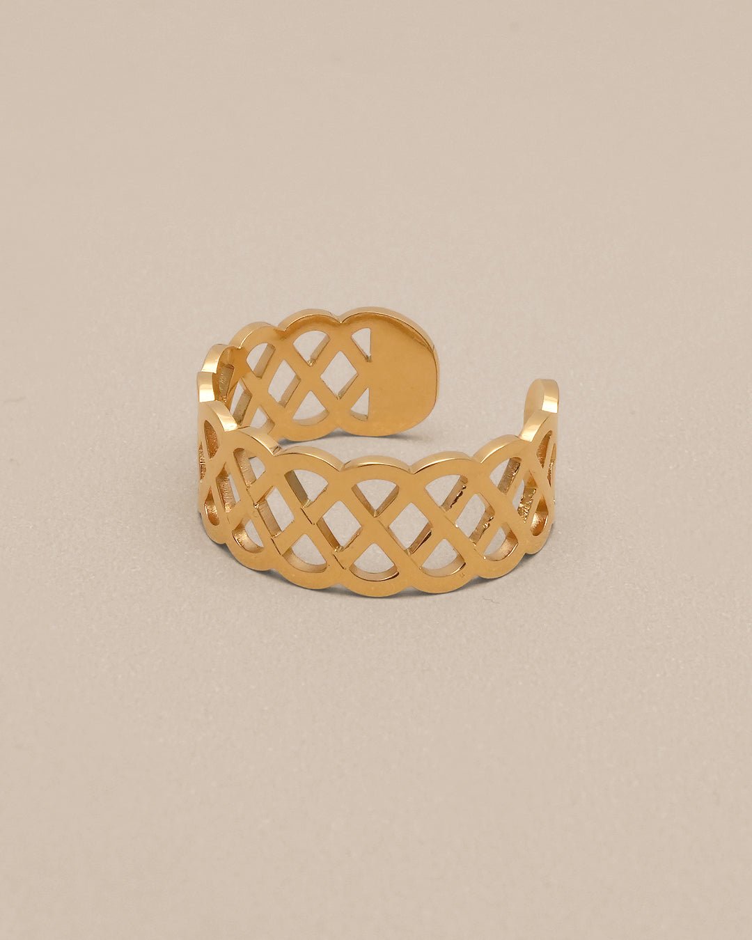 Hollow Eternity Chain Ring - Oia Boutique