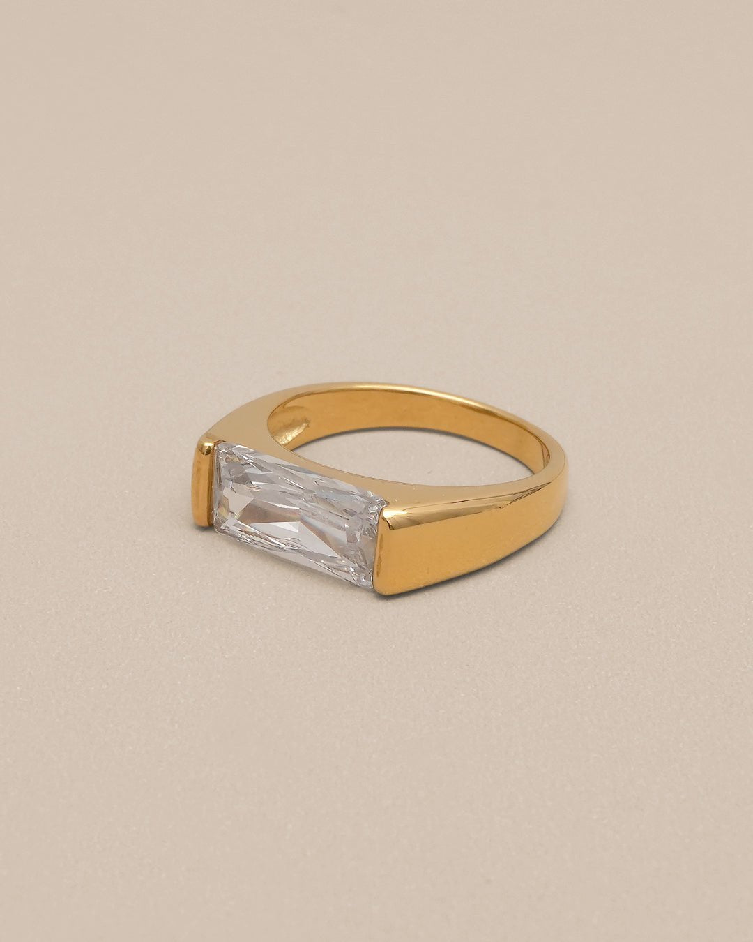 Iris Chunky Zircon Ring - Oia Boutique