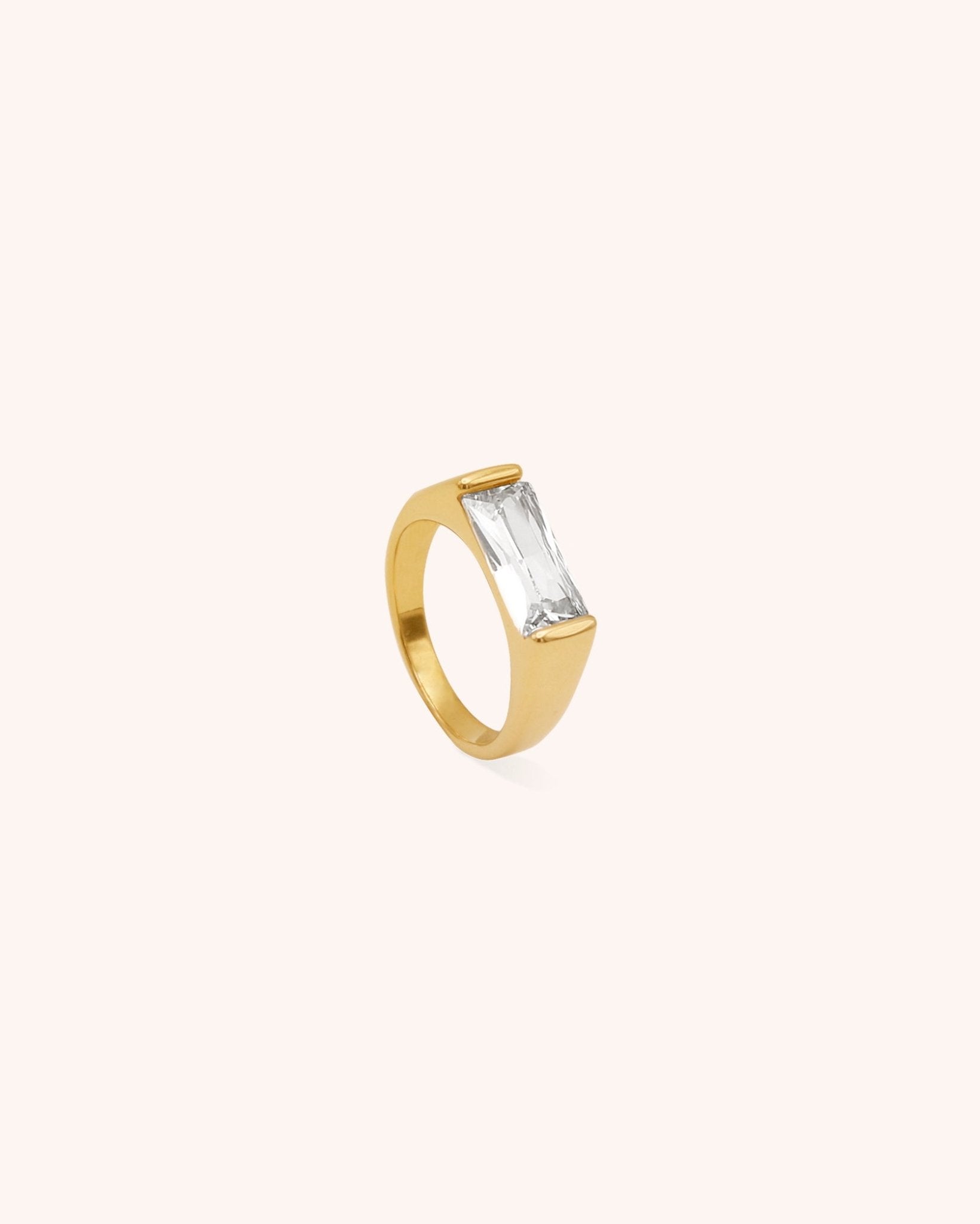 Iris Chunky Zircon Ring | Stainless Steel - Oia Boutique