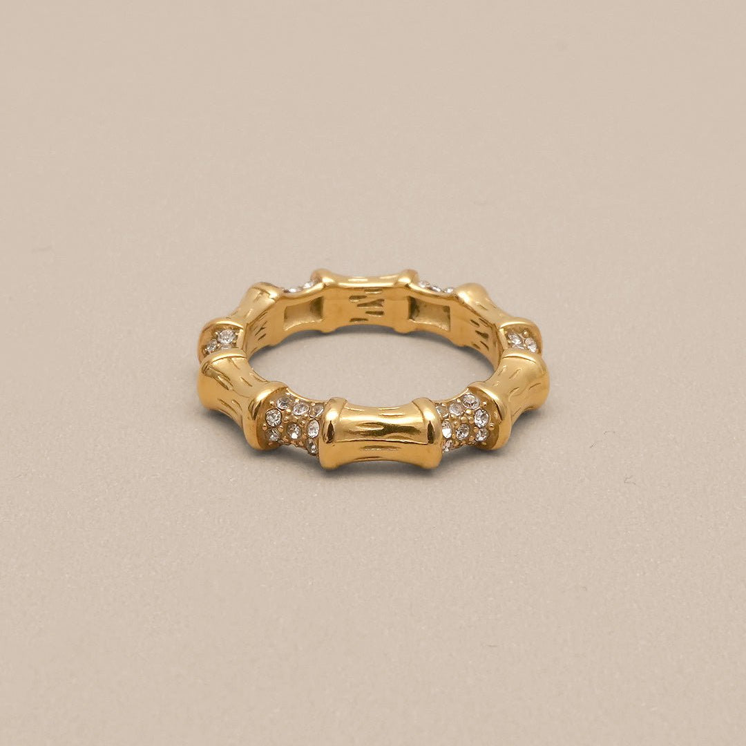 Iris Uneven White Diamond Ring - Oia Boutique