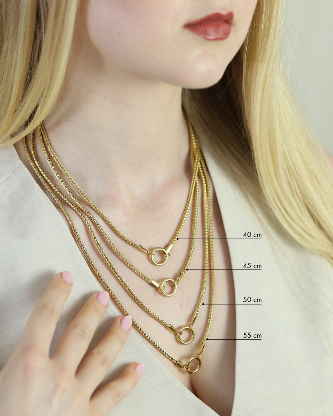 Juno Chain Charm Necklace - Oia Boutique