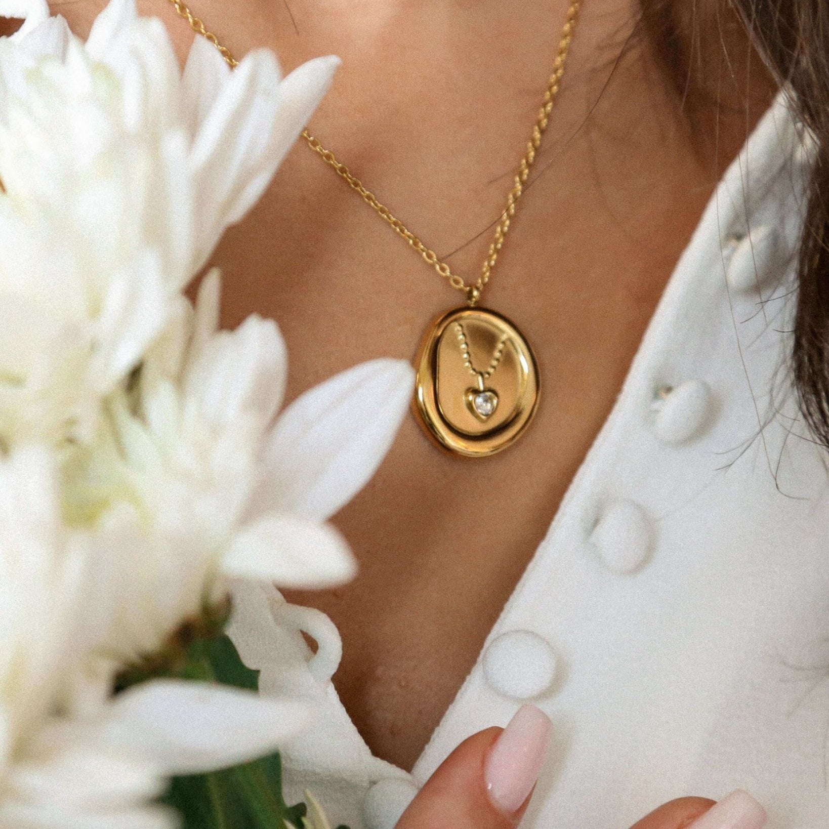 Oval Zircon Heart Pendant Necklace - Oia Boutique Sustainable Gold Jewellery - Recycled18k Gold Plated