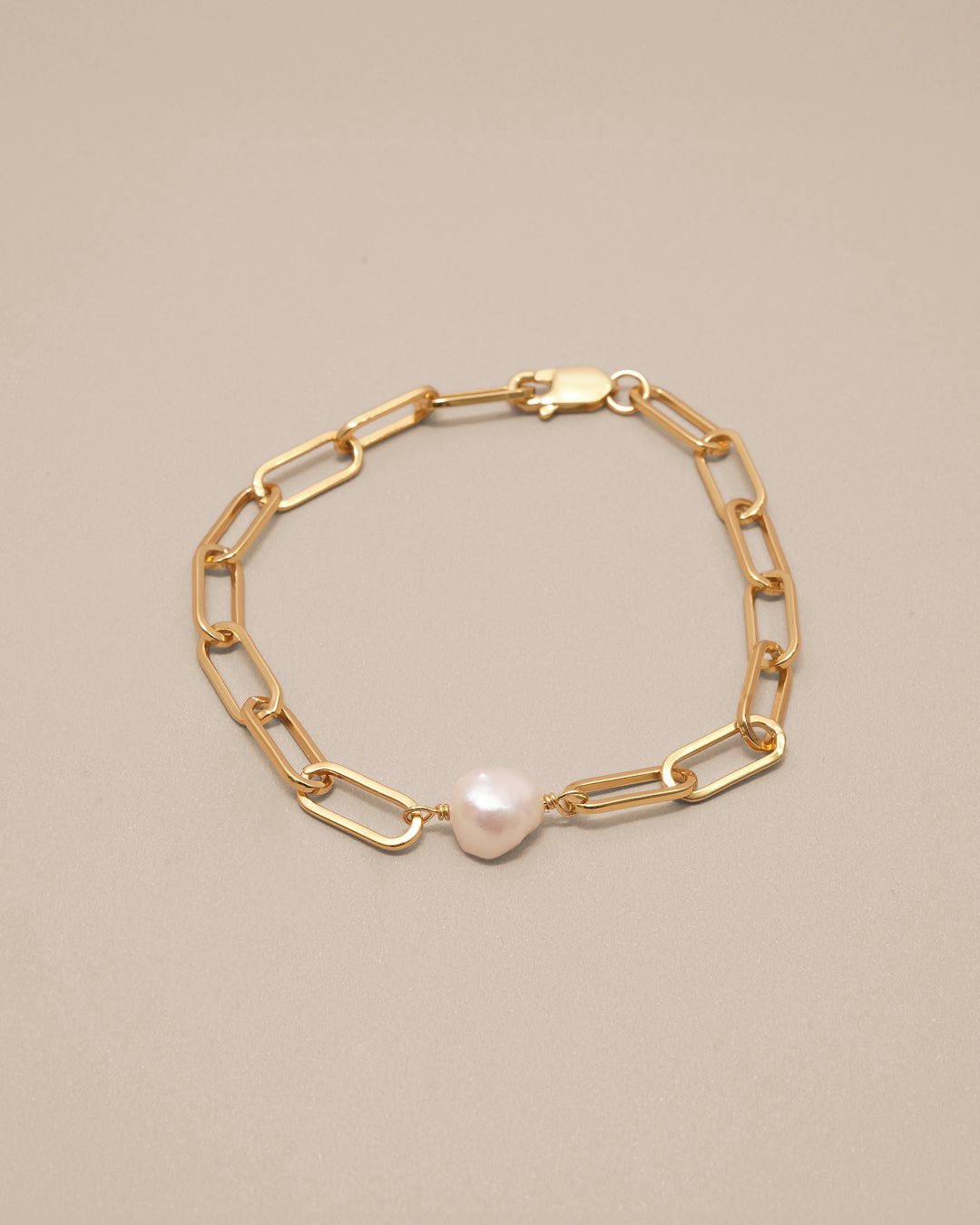 Paper Clip Chain Pearl Bracelet - Oia Boutique