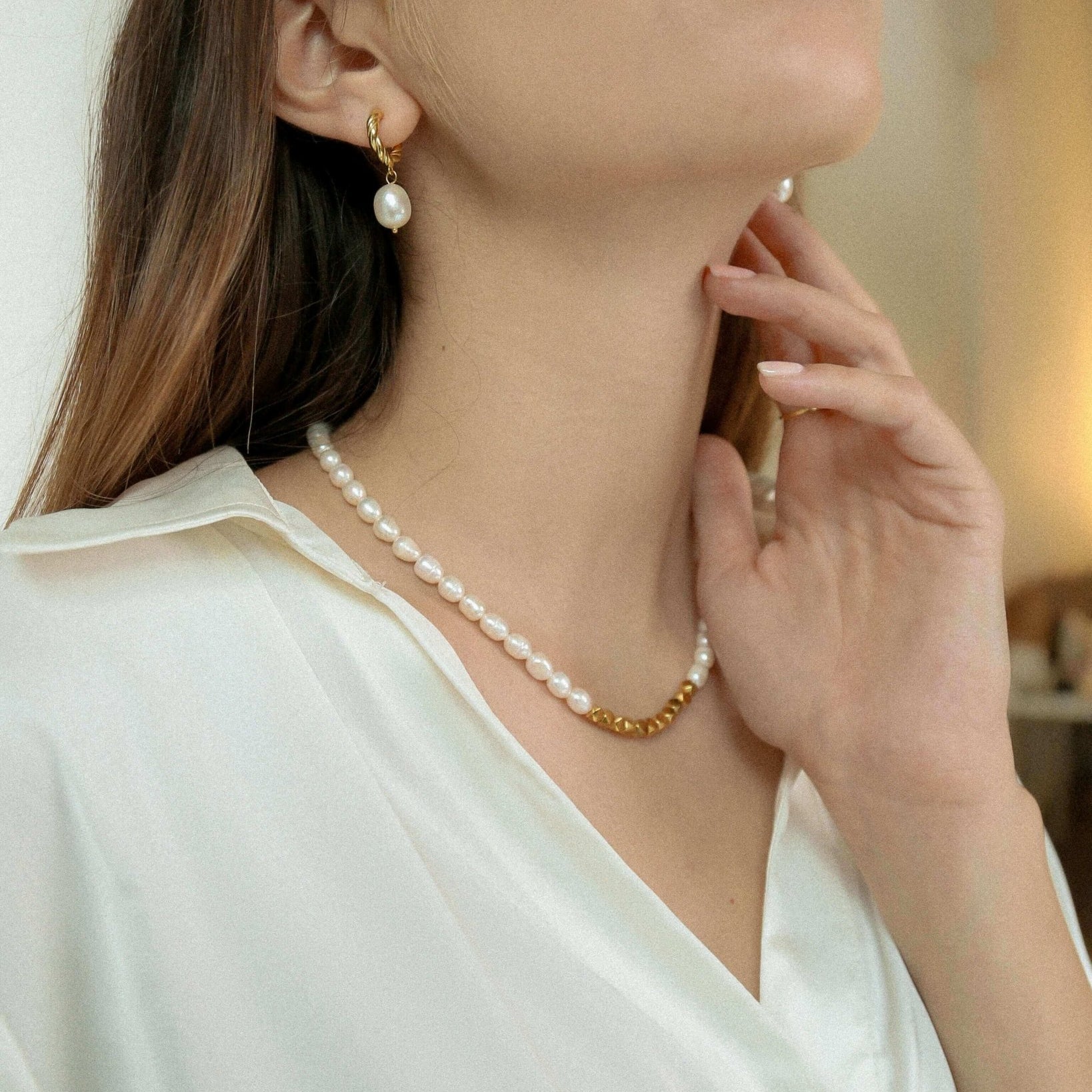 Pearl Choker Necklace - Oia Boutique Sustainable Gold Jewellery - Recycled18k Gold Plated