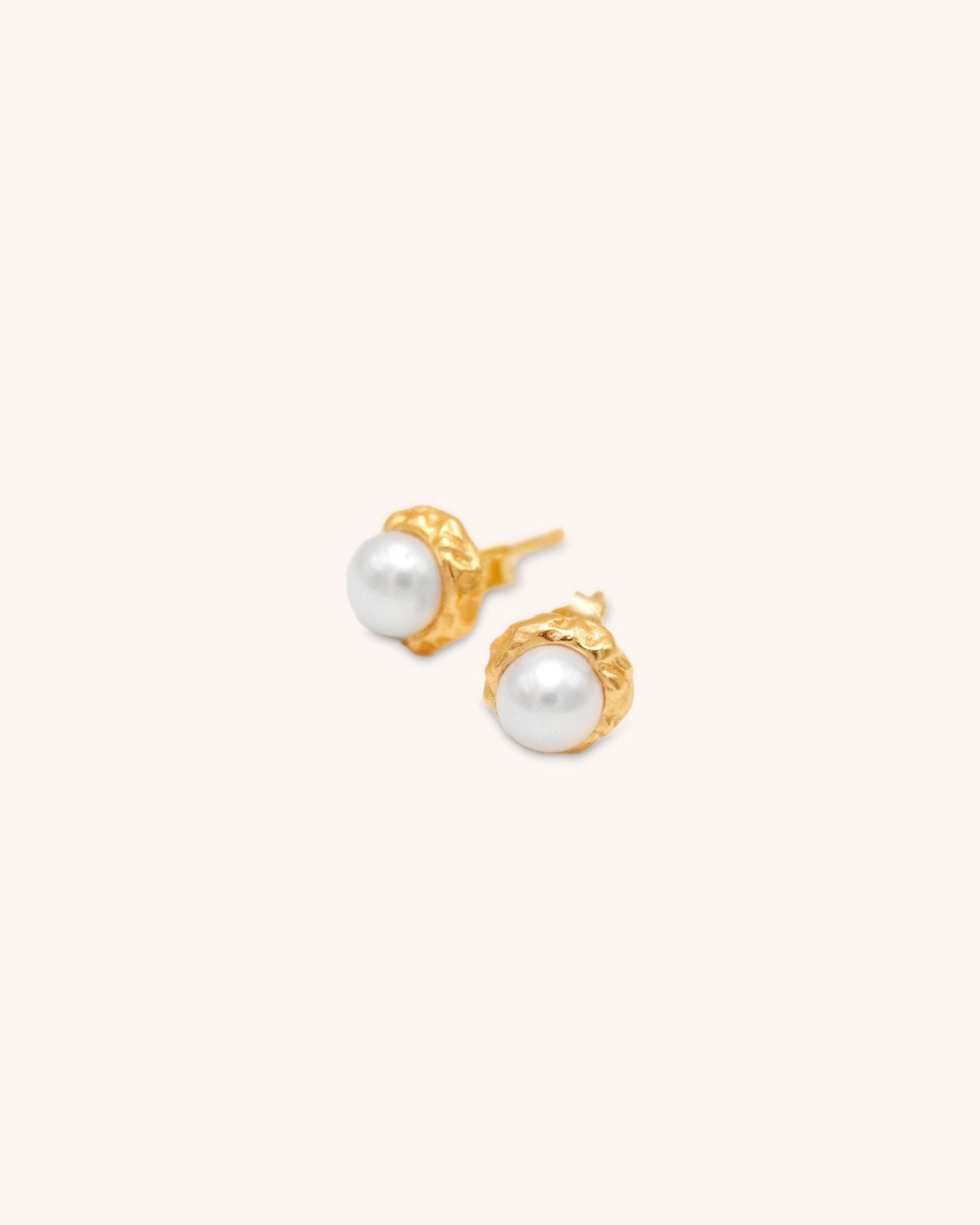 Pearl Stud Earring | 925 Sterling Silver - Oia Boutique