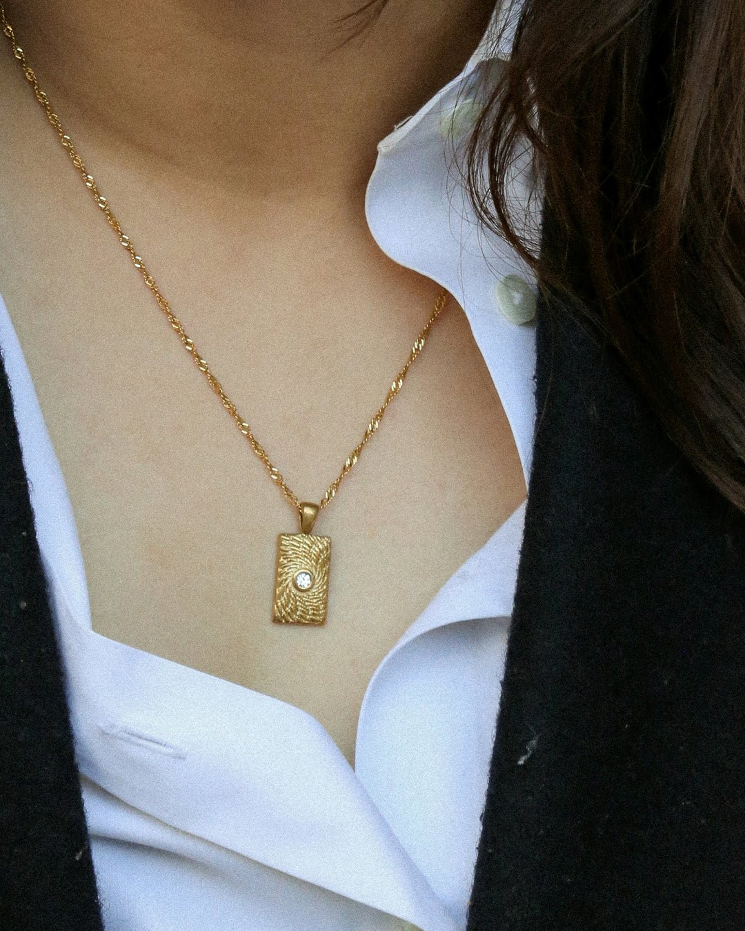 Rip Curl Necklace - Oia Boutique