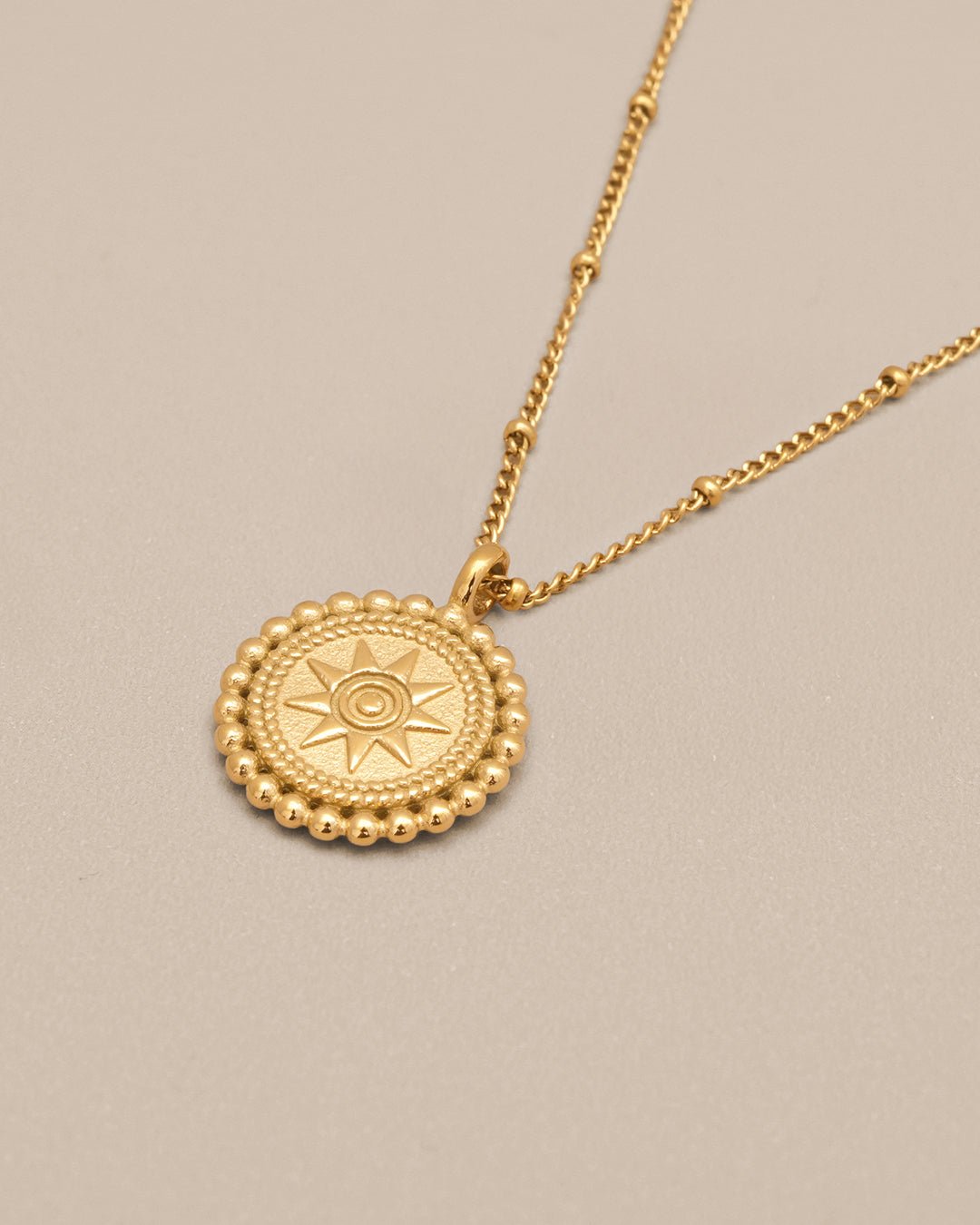 Star Pendant Necklace - Oia Boutique
