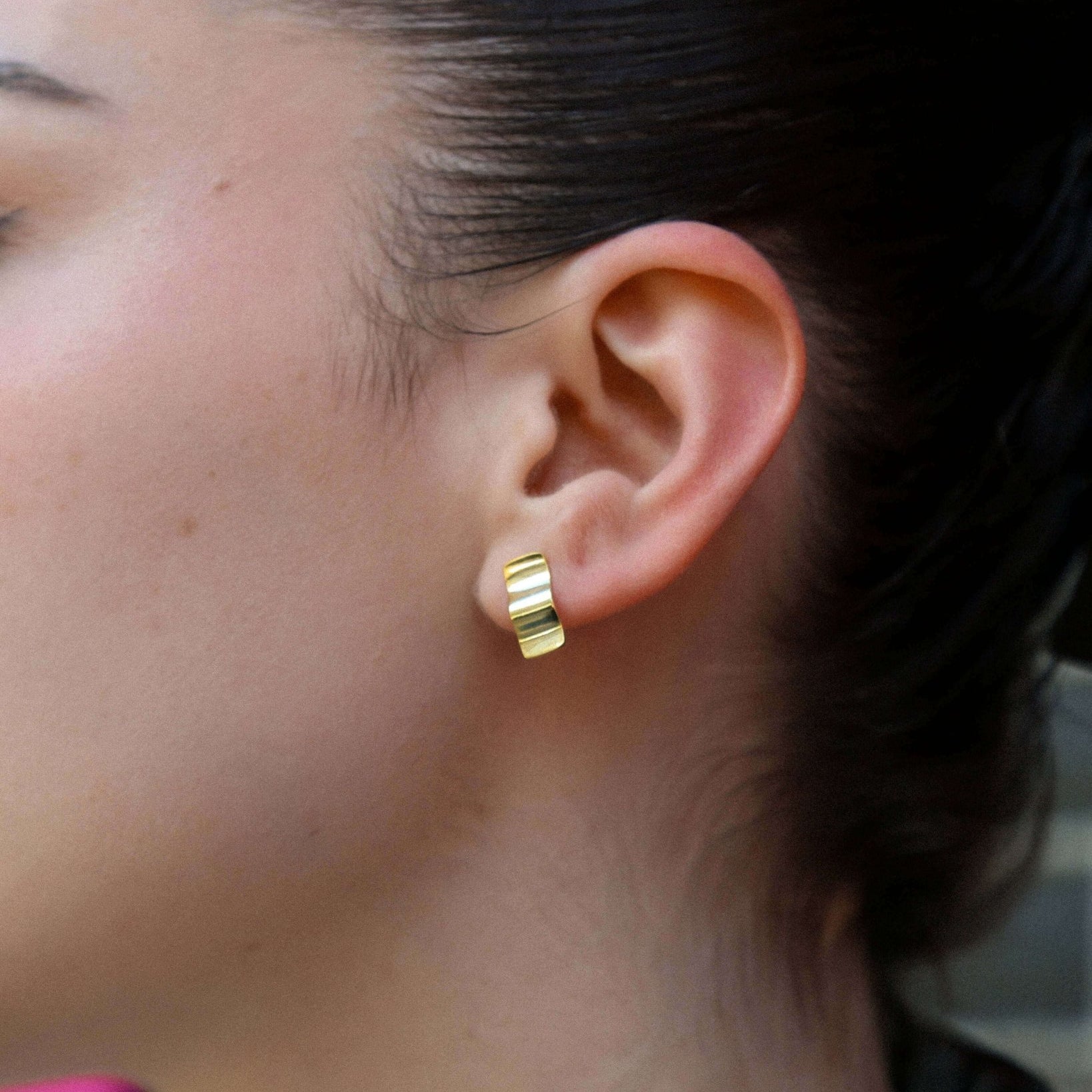 Wavy Square Bar Earring - Oia Boutique Sustainable Gold Jewellery - Recycled18k Gold Plated